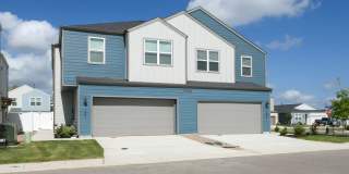 Los Cielos at Brooks Townhomes Gallery 29