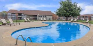 Country Club Gallery 18