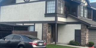 Charming 3-Bed/2.5-Bath Townhome with 2-Car Garage in Garden Grove Gallery 1