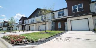 Upscale Three-bedroom Townhome! Gallery 3