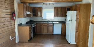 Century 21 Gold Rush - 2 bed, 1.5 bath (North Pole) Gallery 14