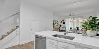 4234 N Dixie Highway Gallery 12