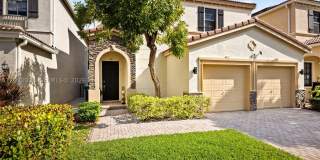 697 NE 193rd Ter Gallery 1