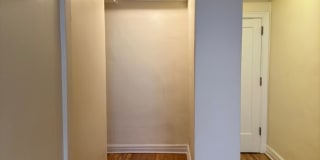 New King Edward Gallery 874