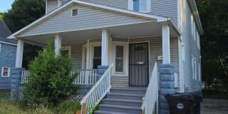 Charming 4-Bedroom Property in Prime Location Gallery 1