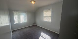 Spacious 3-Bedroom, 1.5-Bathroom Home near Highland Park Gallery 27