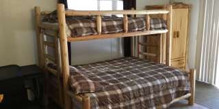 Big Bear Lake- 2 Bedroom 2 Bath Cabin Gallery 9