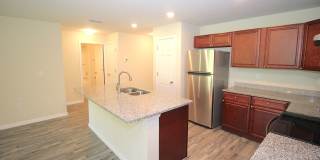 Roomy 3 Bed 2 Bath Duplex Home for Rent w Lawn Cutting Included! Gallery 18