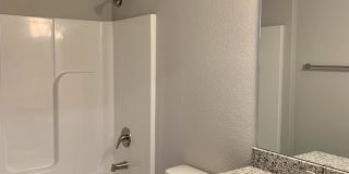 402 Red Robin St Gallery 17