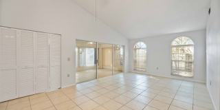 Beautiful Must See!! 3/2 Plus Sunroom & Garage!!  Gated Community!! Gallery 9