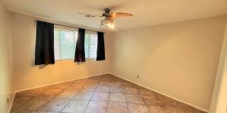 EXCELLENT TOWNHOME IN TEMPE! Gallery 9