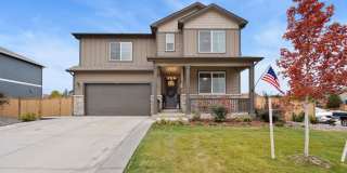 Upgraded 5-Bedroom Home in Immaculate Condition Gallery 1