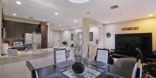 129 Riverwalk Cir E Gallery 7
