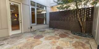 18 W GEORGIA Gallery 3