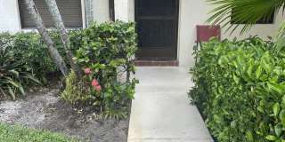 4598 Lucerne Lakes 101 Boulevard Gallery 1