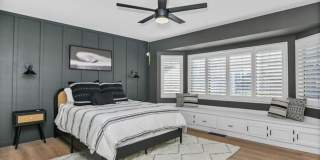 Beautiful Waterfront Single Story Home Gallery 13