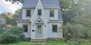 1 Myrtle Avenue Gallery 1