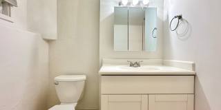 NEW PRICE - Newly Renovated Studio with 1 Bath & Washer/Dryer in Maunalani Heights! Gallery 12