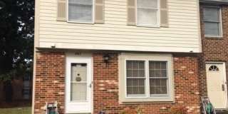 End-unit Townhome Gallery 1