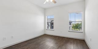 401 Teravista Gallery 21