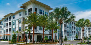 Essex Luxe Apartments Gallery 39