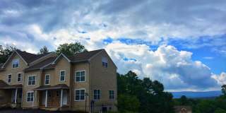 Dream Mountain Hollow Gallery 2