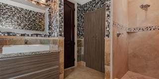 674 Ocean Blvd Gallery 21