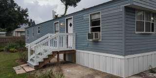 2Bedroom /1.5 Bath Mobile in Mims Nicely Updated Gallery 4