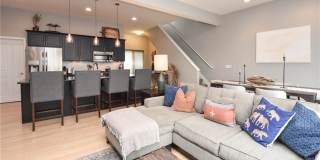 5735 Bridge Avenue Gallery 8