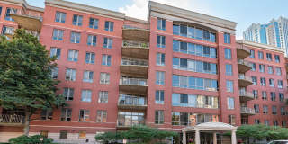 400 North Clinton Street Gallery 22