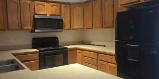 Gorgeous Corner lot Home for Rent! Gallery 8