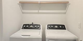 $1000 OFF YOUR 1ST MONTHS RENT! BRAND NEW TOWNHOME IN THE DESIRABLE SOUTHRIDGE AREA! Gallery 15