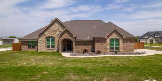 COMING SOON!! NOW AVAILABLE - Luxury Rental on Over an Acre! Gallery 1