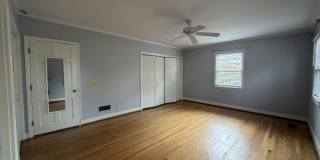 115 Adams Avenue Gallery 69