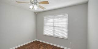 1340 Cherry Street - 6 Gallery 12