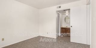 810 W 2nd St Gallery 22