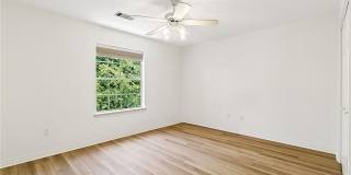 1701 COLAPISSA Street Gallery 17