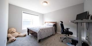 8380 Abercrombie Ln. Gallery 36