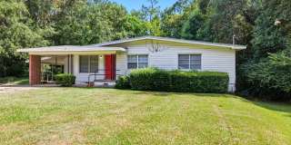 Spacious 4 Bedroom, 2 Bath Home Minutes from FSU! Spacious 4 Bedroom, 2 Bath Home Minutes from FSU! Gallery 1