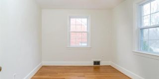 1667 PRIMROSE Road NW Gallery 16