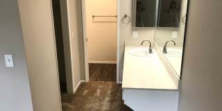 Two Bedroom, 2 Bathroom Condo in a Beautiful Community in Huntington! Gallery 10