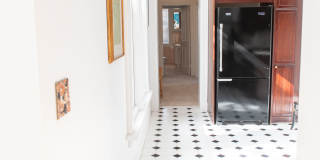 311 Greene St Gallery 8