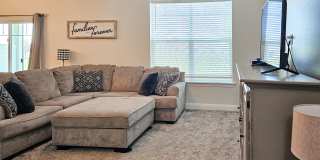 Summerfield Townhome Gallery 33