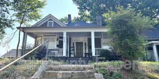 438 Cherokee Ave SE Gallery 1