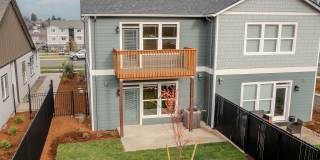 Liberty Crest Townhomes Gallery 4