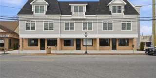 180 Deer Park Avenue Gallery 1
