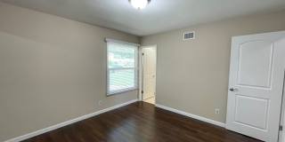 Stunning 4+2 West Hills Home Completely Redone! Gallery 11