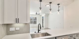 Promenade Place Gallery 17