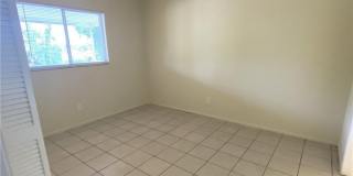 621 SW 3rd Street Gallery 10