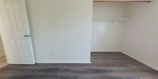 7 Bedroom 4 Bath Home a hop and a skip to campus- SUPER CLOSE TO CAMPUS! Gallery 10